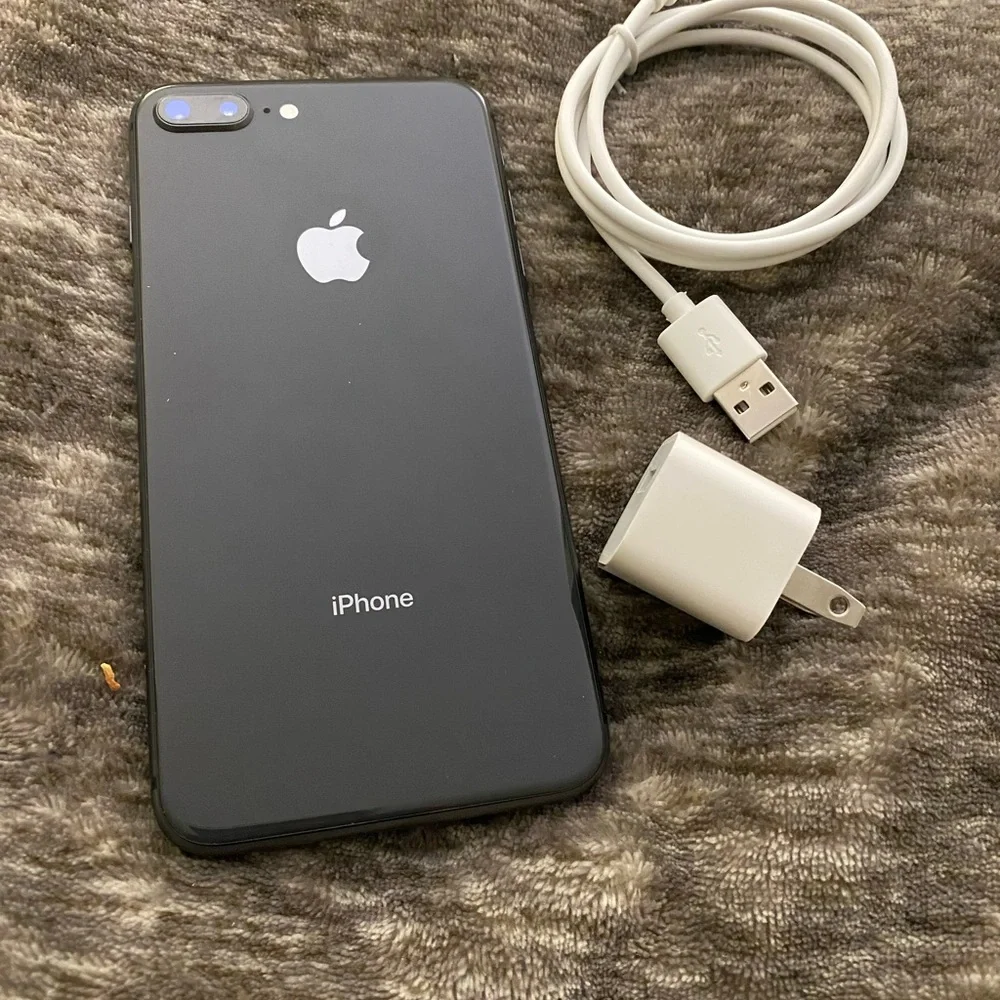 Apple iPhone 8 Plus 64GB unlocked